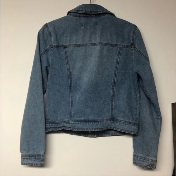 Ci Sono Denim Collection
Jean Jacket - Picture 6 of 6